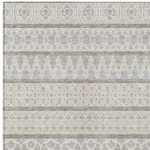 Homeroots 3' Artichoke Green Quatrefoil Washable Area Rug – Elegant Indoor Outdoor Design For Any Space 3' X 5' Polyester 583228