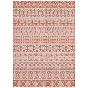 Homeroots 3' Artichoke Green Quatrefoil Washable Area Rug – Elegant Indoor Outdoor Design For Any Space 5' X 8' Polyester 583247