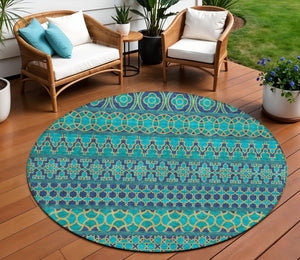 Homeroots 3' Artichoke Green Quatrefoil Washable Area Rug – Elegant Indoor Outdoor Design For Any Space 8' Round Polyester 583254