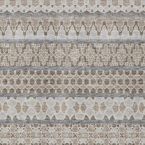 Homeroots 3' Artichoke Green Quatrefoil Washable Area Rug – Elegant Indoor Outdoor Design For Any Space 5' X 8' Polyester 583259