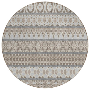 HomeRoots 5' Quatrefoil Area Rug - Washable Indoor Outdoor Design in Taupe, Beige, Gray for Stylish Spaces 8' Round 583260