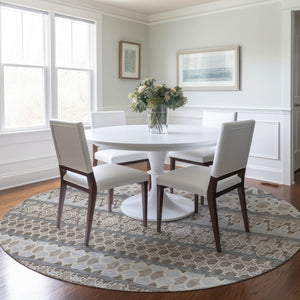 Homeroots 3' Artichoke Green Quatrefoil Washable Area Rug – Elegant Indoor Outdoor Design For Any Space 8' Round Polyester 583260