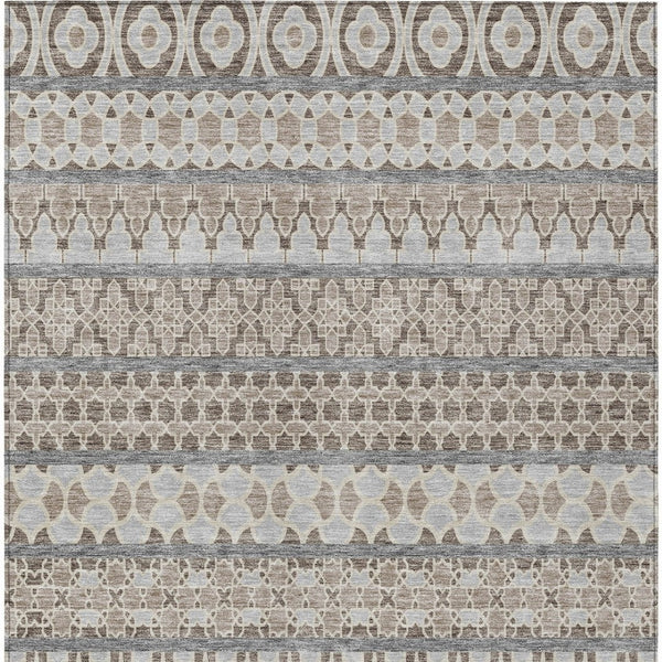 Homeroots 3' Artichoke Green Quatrefoil Washable Area Rug – Elegant Indoor Outdoor Design For Any Space 9' X 12' Polyester 583262