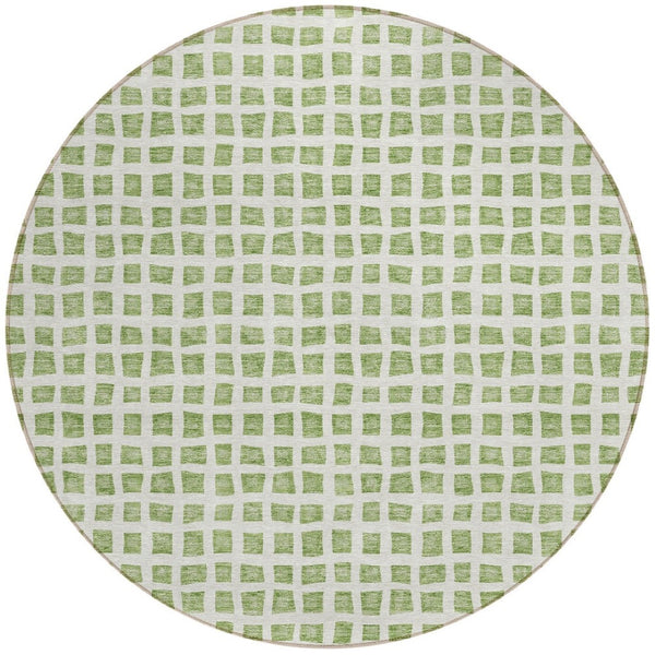 Homeroots 3' Artichoke Green And Ivory Geometric Washable Area Rug For Indoor And Outdoor Spaces, Durable Design 8' Round Polyester 583266