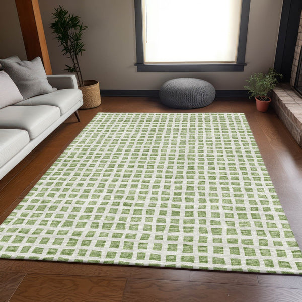 Homeroots 3' Artichoke Green And Ivory Geometric Washable Area Rug For Indoor And Outdoor Spaces, Durable Design 8' X 10' Polyester 583267