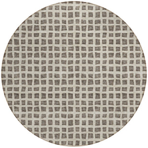 Homeroots 3' Artichoke Green And Ivory Geometric Washable Area Rug For Indoor And Outdoor Spaces, Durable Design 8' Round Polyester 583272