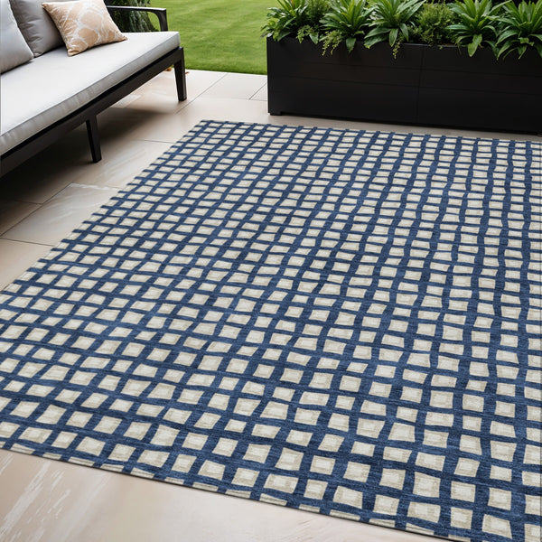 Homeroots 3' Artichoke Green And Ivory Geometric Washable Area Rug For Indoor And Outdoor Spaces, Durable Design 5' X 8' Polyester 583277
