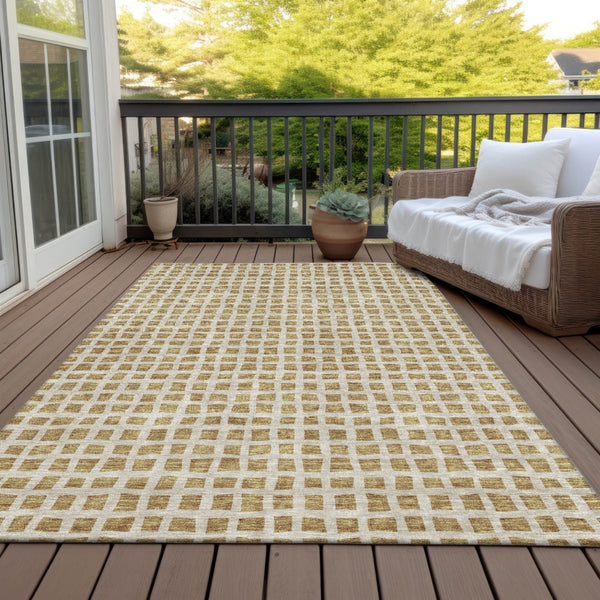 Homeroots 3' Artichoke Green And Ivory Geometric Washable Area Rug For Indoor And Outdoor Spaces, Durable Design 3' X 5' Polyester 583282