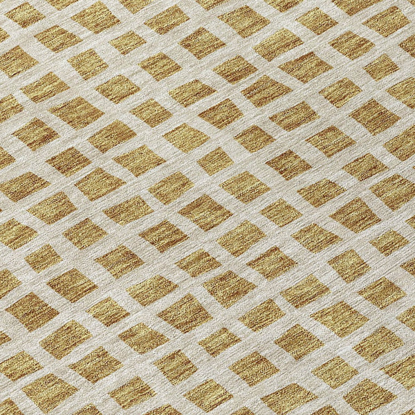 Homeroots 3' Artichoke Green And Ivory Geometric Washable Area Rug For Indoor And Outdoor Spaces, Durable Design 8' Round Polyester 583284