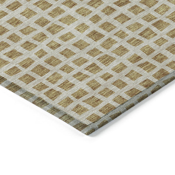 Homeroots 3' Artichoke Green And Ivory Geometric Washable Area Rug For Indoor And Outdoor Spaces, Durable Design 9' X 12' Polyester 583286