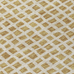 Homeroots 3' Artichoke Green And Ivory Geometric Washable Area Rug For Indoor And Outdoor Spaces, Durable Design 10' X 14' Polyester 583287