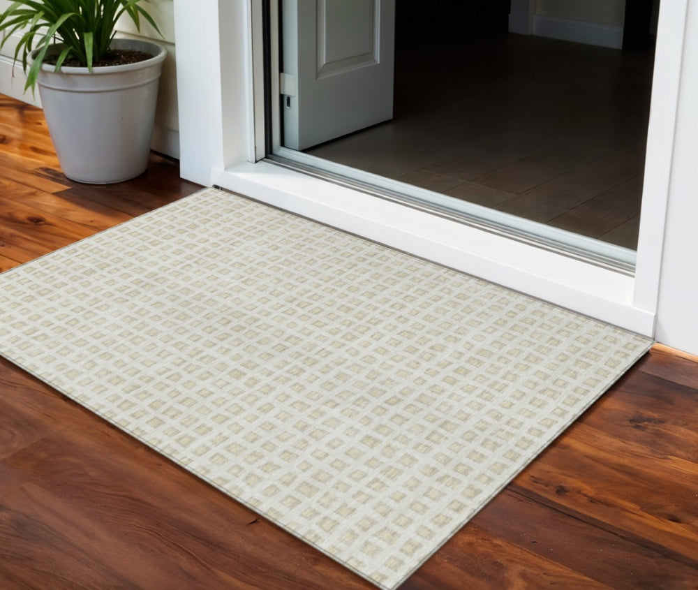 HomeRoots 5' Stylish Ivory and Beige Geometric Area Rug - Washable, Durable for Indoor and Outdoor Spaces 5' X 8' 583301