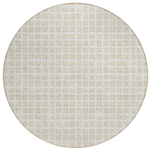HomeRoots 5' Stylish Ivory and Beige Geometric Area Rug - Washable, Durable for Indoor and Outdoor Spaces 8' Round 583302