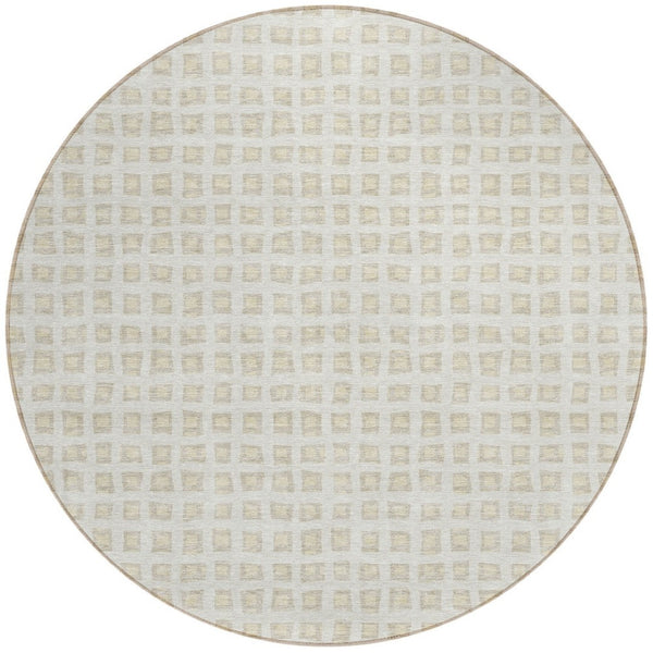 Homeroots 3' Artichoke Green And Ivory Geometric Washable Area Rug For Indoor And Outdoor Spaces, Durable Design 8' Round Polyester 583302