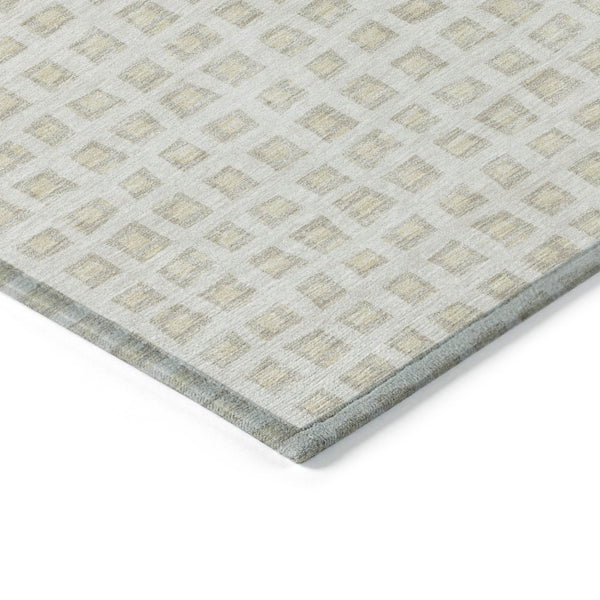 Homeroots 3' Artichoke Green And Ivory Geometric Washable Area Rug For Indoor And Outdoor Spaces, Durable Design 8' X 10' Polyester 583303