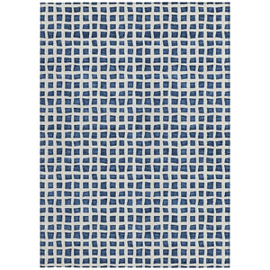 Homeroots 3' Artichoke Green And Ivory Geometric Washable Area Rug For Indoor And Outdoor Spaces, Durable Design 5' X 8' Polyester 583307