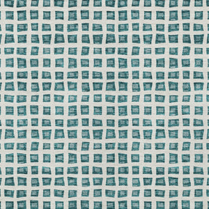 Homeroots 3' Artichoke Green And Ivory Geometric Washable Area Rug For Indoor And Outdoor Spaces, Durable Design 5' X 8' Polyester 583319
