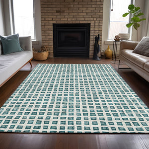 Homeroots 3' Artichoke Green And Ivory Geometric Washable Area Rug For Indoor And Outdoor Spaces, Durable Design 5' X 8' Polyester 583319