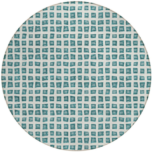 Homeroots 3' Artichoke Green And Ivory Geometric Washable Area Rug For Indoor And Outdoor Spaces, Durable Design 8' Round Polyester 583320
