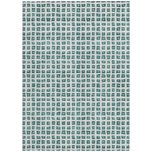 Homeroots 3' Artichoke Green And Ivory Geometric Washable Area Rug For Indoor And Outdoor Spaces, Durable Design 8' X 10' Polyester 583321