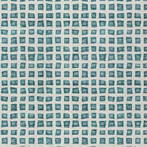 Homeroots 3' Artichoke Green And Ivory Geometric Washable Area Rug For Indoor And Outdoor Spaces, Durable Design 9' X 12' Polyester 583322