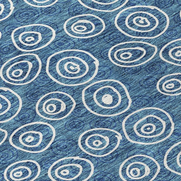 Homeroots 3' Stylish Black Gray And Ivory Geometric Washable Indoor Outdoor Area Rug For Any Space 8' Round Polyester 583338