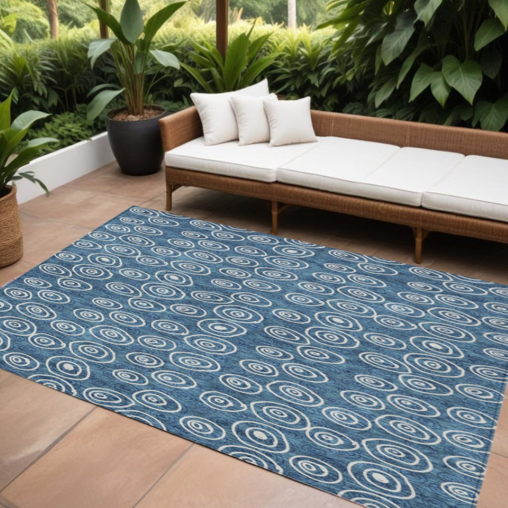 HomeRoots 9' Navy Blue and Ivory Geometric Area Rug - Stylish, Washable Design for Indoor and Outdoor Use 9' X 12' 583340