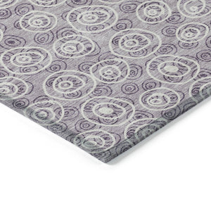 Homeroots 3' Stylish Black Gray And Ivory Geometric Washable Indoor Outdoor Area Rug For Any Space 5' X 8' Polyester 583367