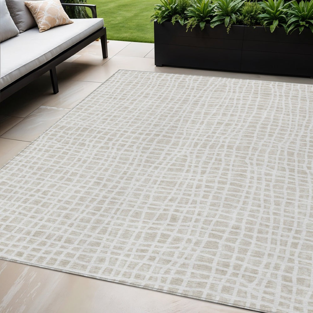 HomeRoots 5' Elegant Ivory and Beige Striped Washable Area Rug for Indoor and Outdoor Spaces, Durable Design 5' X 8' 583433