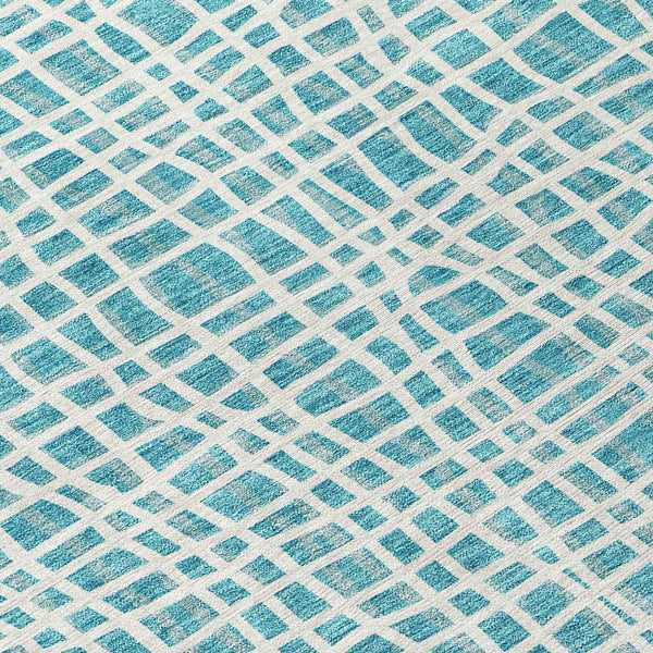 Homeroots 3' Stylish Black Gray And Ivory Striped Washable Rug For Indoor And Outdoor Spaces, Durable Design 3' X 5' Polyester 583462