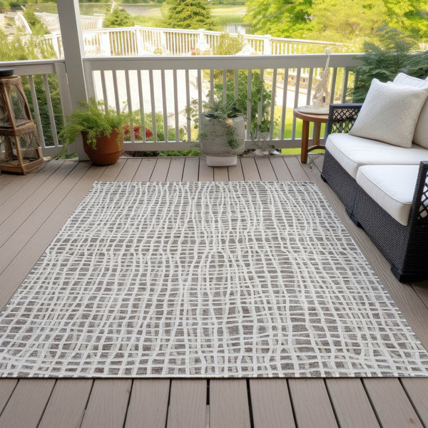 Homeroots 3' Stylish Black Gray And Ivory Striped Washable Rug For Indoor And Outdoor Spaces, Durable Design 3' X 5' Polyester 583468