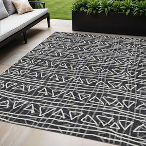 Homeroots 3' Black Gray Ivory Geometric Washable Area Rug For Indoor Outdoor Spaces - Durable & Stylish! 5' X 8' Polyester 583475