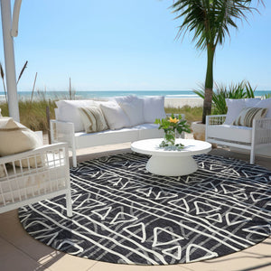 Homeroots 3' Black Gray Ivory Geometric Washable Area Rug For Indoor Outdoor Spaces - Durable & Stylish! 8' Round Polyester 583476