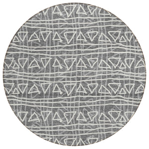 HomeRoots 5' Charcoal Gray and Ivory Geometric Rug - Stylish, Washable Indoor/Outdoor Flooring for Any Space 8' Round 583482