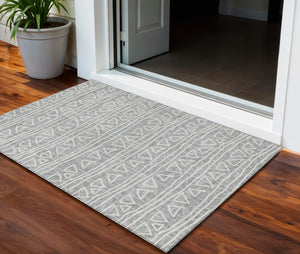 Homeroots 3' Black Gray Ivory Geometric Washable Area Rug For Indoor Outdoor Spaces - Durable & Stylish! 3' X 5' Polyester 583498