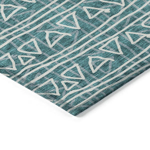 Homeroots 3' Black Gray Ivory Geometric Washable Area Rug For Indoor Outdoor Spaces - Durable & Stylish! 3' X 5' Polyester 583534