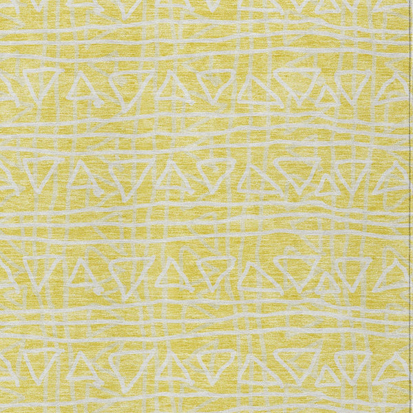 Homeroots 3' Black Gray Ivory Geometric Washable Area Rug For Indoor Outdoor Spaces - Durable & Stylish! 8' X 10' Polyester 583555