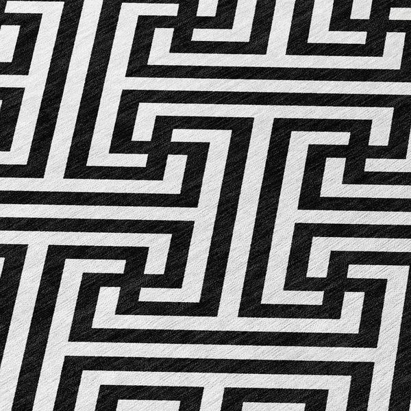 Homeroots 3' Black And Ivory Geometric Washable Area Rug For Indoor And Outdoor Spaces, Durable & Stylish 5' X 8' Polyester 583559