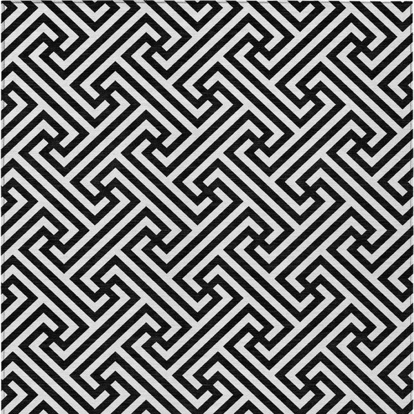 Homeroots 3' Black And Ivory Geometric Washable Area Rug For Indoor And Outdoor Spaces, Durable & Stylish 10' X 14' Polyester 583563