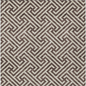 Homeroots 3' Black And Ivory Geometric Washable Area Rug For Indoor And Outdoor Spaces, Durable & Stylish 5' X 8' Polyester 583565