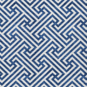 Homeroots 3' Black And Ivory Geometric Washable Area Rug For Indoor And Outdoor Spaces, Durable & Stylish 3' X 5' Polyester 583570