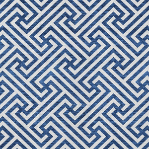 Homeroots 3' Black And Ivory Geometric Washable Area Rug For Indoor And Outdoor Spaces, Durable & Stylish 5' X 8' Polyester 583571