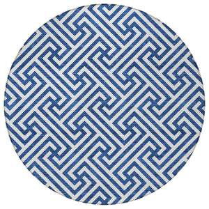 Homeroots 3' Black And Ivory Geometric Washable Area Rug For Indoor And Outdoor Spaces, Durable & Stylish 8' Round Polyester 583572