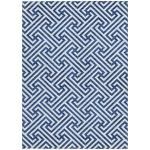 Homeroots 3' Black And Ivory Geometric Washable Area Rug For Indoor And Outdoor Spaces, Durable & Stylish 8' X 10' Polyester 583573