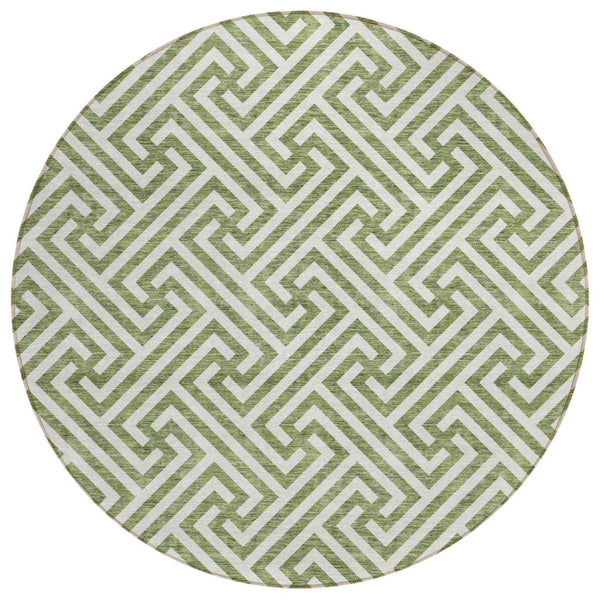 HomeRoots 5' Modern Green and Beige Geometric Washable Area Rug for Indoor and Outdoor High-Traffic Spaces 8' Round 583578