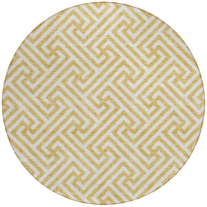 Homeroots 3' Black And Ivory Geometric Washable Area Rug For Indoor And Outdoor Spaces, Durable & Stylish 8' Round Polyester 583584