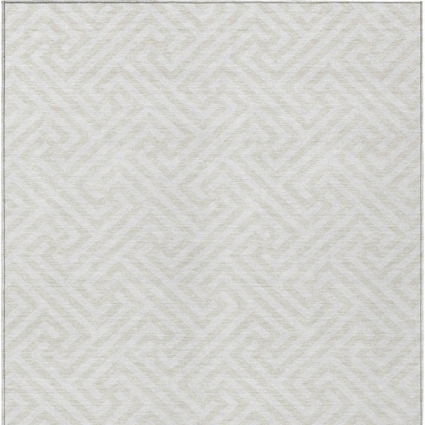 Homeroots 3' Black And Ivory Geometric Washable Area Rug For Indoor And Outdoor Spaces, Durable & Stylish 3' X 5' Polyester 583588
