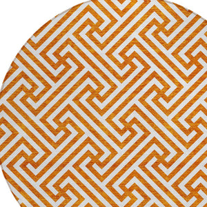 Homeroots 3' Black And Ivory Geometric Washable Area Rug For Indoor And Outdoor Spaces, Durable & Stylish 8' Round Polyester 583608