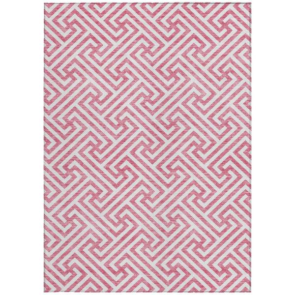 Homeroots 3' Black And Ivory Geometric Washable Area Rug For Indoor And Outdoor Spaces, Durable & Stylish 5' X 8' Polyester 583613