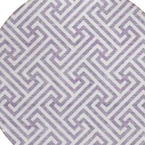 Homeroots 3' Black And Ivory Geometric Washable Area Rug For Indoor And Outdoor Spaces, Durable & Stylish 8' Round Polyester 583620